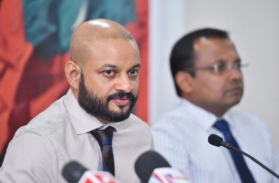 މެދުކެނޑުމަކަށް ފަހު ފާރިސްގެ އިސްތިއުނާފް ޝަރީއަތް އަންގާރަ ދުވަހު