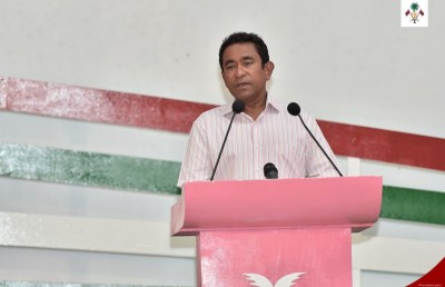 ރ. އަތޮޅުގައި ބައިނަލްއަގުވާމީ އެއާޕޯޓެއް އަޅާނަން: ރައީސް