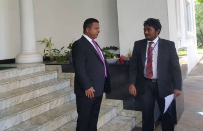 މުންދުގެ ސަފީރުކަމުގެ ފަތްކޮޅު އެރުވުން މިއަދު
