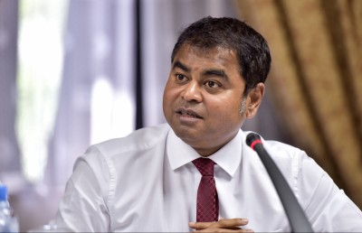 ކަރަންޓުގެ އަގުގެ ތަފާތު ކުޑަކުރަން މަސައްކަތް ކުރަން: މިނިސްޓަރު