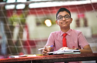 ސްކޫލް ގައިޑް: އެހީތެރިވުމުގެ ނަމޫނާ ދަރިވަރުން