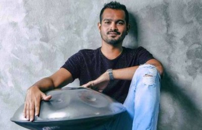 ފައިޒަންގެ ހޭންޑްޕޭން ޑްރަމަށް ދުނިޔޭގެ ސަމާލުކަން