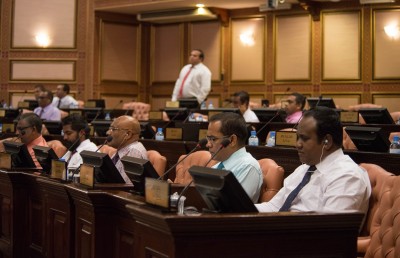 ޖެއްސުން ކުރިޔަސް، މަސައްކަތް ކުރުމުގެ ހިތްވަރު އެބަހުރި: ނިހާނު
