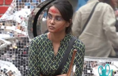 ބިގް ބޮސް 11: ޖޯތީ ކުމާރީ ގެއިން ބޭރުކޮށްލައިފި