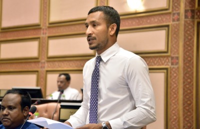 ގެންގުޅެނީ ހަލާލު ފައިސާ، މިއަށްވުރެ ބޮޑު ގޯއްޗެއް އަދި ގަންނާނަން: ފަލާހް