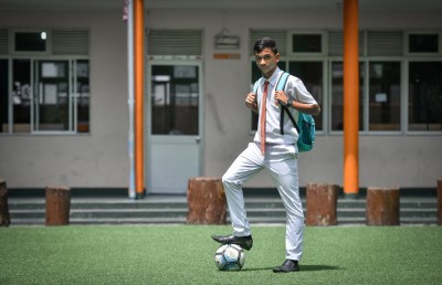 ސްކޫލް ގައިޑް: އެހީތެރިވުމުގެ ނަމޫނާ ދަރިވަރުން