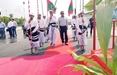 70،000 ވަޒީފާ އުފެދިއްޖެ، ފުދިގެން ތިބޭނީތޯ ނުވަތަ މަގުމަތީގައި ޝަކުވާކުރާނީތޯ ނިންމާ: ރައީސް