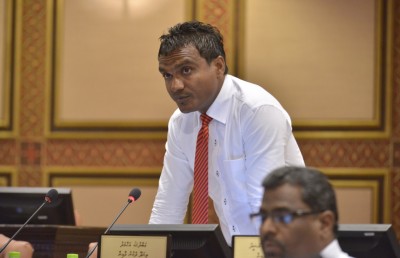 މެމްބަރުކަމުން އަބްދުﷲ ވަކިވީތޯ އީސީން ބުނެއެއް ނުދިން!