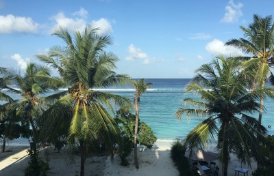 ހުޅުމާލޭގެ އިރުމަތީ ފަރާތު ބީޗް ސަރަހައްދުގެ ބިންތަކުން ކުލި ނަގަނީ