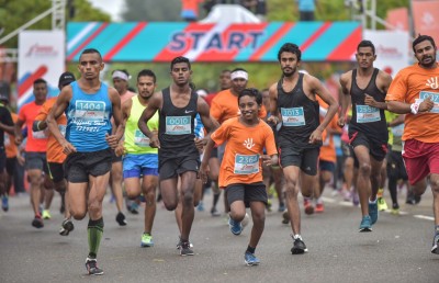 ހަތަރު ސިފައިންގެ ދުވުމުގެ ހިތްވަރު: ނަމޫނާއެއް