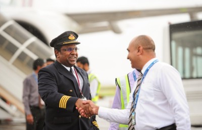 ދިވެހި ޕައިލެޓަކާއެކު ގަތަރު އެއާވޭސްގެ އޭ350ގެ ދަތުރުތައް ރާއްޖެ އަށް