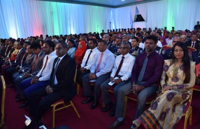 ޖުމްހޫރީ ރަންޔޫބިލް ކުލަގަދަކޮށް ފާހަގަކުރަން ނިންމައިފި