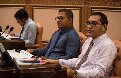 މިއީ އުންމީދީ، ރައްޔިތުންނާ ގުޅުން ހުރި ބަޖެޓެއް: ސަރުކާރުގެ މެމްބަރުން