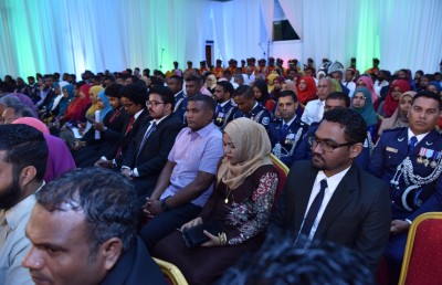ޖުމްހޫރީ ރަންޔޫބިލް ކުލަގަދަކޮށް ފާހަގަކުރަން ނިންމައިފި
