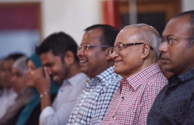 ޝަރުއީ ދާއިރާ އަށް މައުމޫން ވަރަށް ބޮޑަށް ފާޑުވިދާޅުވެއްޖެ