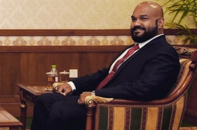 ފުލުހުންނަށް ދިން އިންޒާރާއެކު މާނިއު މަގާމުން ވަކިކޮށްފި