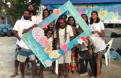 ސޭވް ދަ ބީޗްގެ 10 ވަނަ އަހަރީ ދުވަސް ފާހަގަކޮށްފި