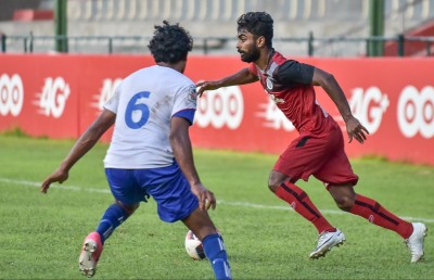 ފަހު ވަގުތު ޖެހި ލަނޑުން މޮޅުވެ ތިނަދޫ ހަތަރަކަށް