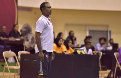 އުމުރުން 44 އަހަރުގައި ނިޒާރު އަލުން ވޮލީ ކޯޓަށް