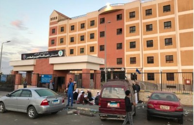 މިސްކިތަށް ދިން ހަމަލާ: އެކަކު ސަލާމަތްވީ މަރުވެފައިވާ މީހުންގެ ދަށަށް ވަނުމުން