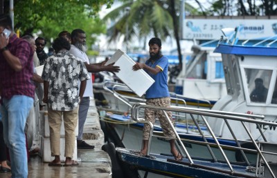 ބައެއް ރަށްރަށަށް ކާޑާއި ގޭހުގެ އެހީތެރިކަން ފޯރުކޮށްދެނީ