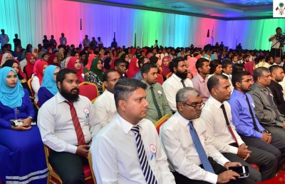 ލޯނު ނުނަގައި ހާލަތު ރަނގަޅެއް ނުކުރެވޭނެ: ރައީސް