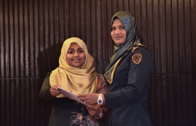 ސައިން ލެންގްއޭޖް ކޯސްތައް ރަށްރަށުގައި ހިންގަނީ