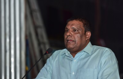 ޗައިނާއާ އެކު އެއްބަސްވުން ގާއިމުކުރުމުން އެހެން ގައުމުތަކާ އެކު ކުރާ ވިޔަފާރި ހުއްޓޭނެ: މެމްބަރު ފައްޔާޒް