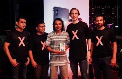 ކުލަގަދަ ހަފުލާއާއެކު ދިރާގުން އައިފޯނު 10 ވިއްކަން ފަށައިފި