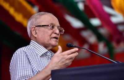 ގުދުސް އަކީ އިޒްރޭލުގެ ވެރިރަށް ކަމަށް ބަލައިގަތުމުން ސުލްހައަށް ހުރަސް އެޅޭނެ: މައުމޫން