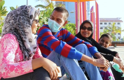 ހަގީގީ ލޯތްބަކީ މިއީ؛ ފިރިމީހާއަށް ދިން ހަދިޔާއަކީ ކިޑްނީ
