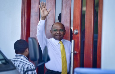 ފޮރުވައިގެން ނޫޅެ، ރާއްޖެ-ޗައިނާ އެއްބަސްވުންތައް އެނގެން ޖެހޭ: ޝާހިދު