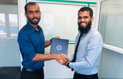 އަކްރަމް ނިއުގައި މަޑުކުރަން ނިންމައިފި