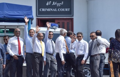އިދިކޮޅު މެމްބަރުންގެ ޝަރީއަތުގެ އަޑުއެހުމެއް މާދަމާ ބާއްވަނީ