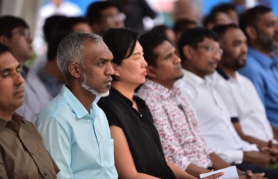 ނިހާނުގެ ރައްދު ނަޝީދަށް: ތިޔަ ހަޖޫ ޖަހަނީ ޗައިނާއަށް