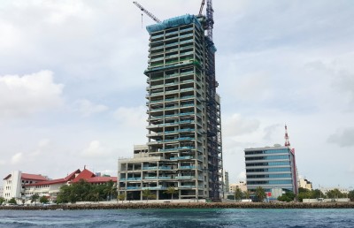 ދަރުމަވަންތަ ހޮސްޕިޓަލް ހަދާ ކުންފުންޏަށް 100 މިލިއަނަށް ވުރެ ގިނަ ޑޮލަރު ދައްކައިފި