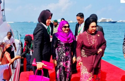 ނަޖީބުގެ އަނބިކަނބަލުން ފިޔަވައްޗަށް ޒިޔާރަތް ކުރައްވައިފި