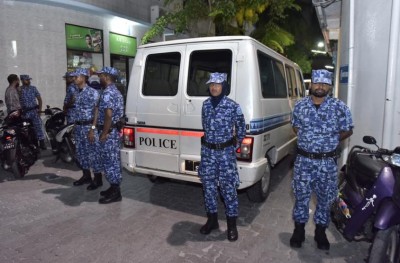 ފުލުހުންގެ ވެހިކަލަކަށް ގެއްލުން ދިން މައްސަލައެއް ބަލަނީ