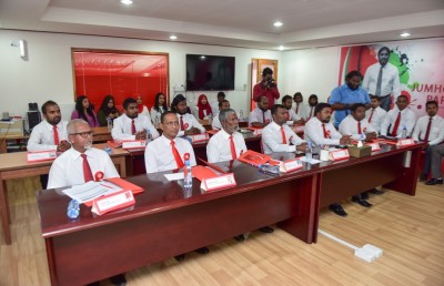 ރައީސަށް އިތުރު ފުރުސަތެއް ދޭން ރައްޔިތުން ބޭނުމެއް ނުވޭ: ރިޔާޒް