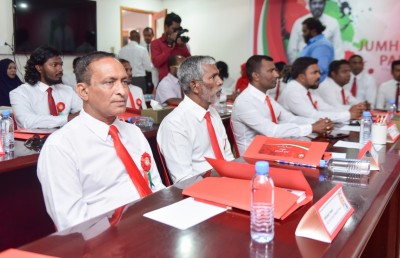 ޖޭޕީ ބޭނުމީ އިއްތިހާދުގެ ކެންޑިޑޭޓަކަށް ގާސިމް ނެރެން: ރިޔާޒް
