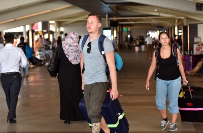 ޓޫރިސްޓުންގެ އަދަދު އިތުރު ނުކުރެވެނީ އެއާޕޯޓް ތޮއްޖެހިފައި އޮތުމުން: މިނިސްޓަރު ޒަމީރު