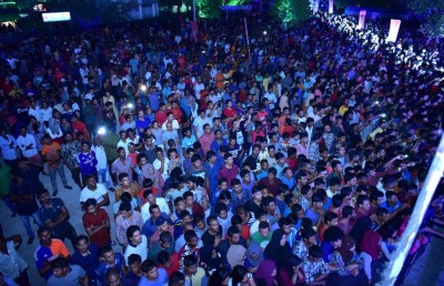 ފޯރިގަދަ ޝޯއަކުން އާ އަހަރަށް ދިވެހިން ހެއްވާލައިފި