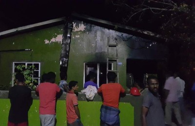 އަލީ ތުހުމަތުކުރަނީ އޭނާގެ ގޭގައި ބަޔަކު ރޯކޮށްލީ ކަމަށް