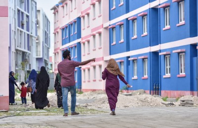 ތަޅުދަނޑި ހަވާލުކުރި ބައެއް މީހުންނަށް ފްލެޓްތަކަށް ނުވަދެވިފައި!