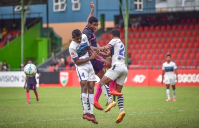 ގަލޮޅު ދަނޑުގައި އެއްކޮށް ގޮނޑި ޖަހަނީ