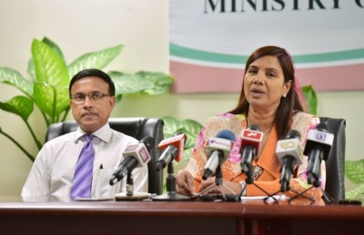 ޓީޗަރުން ހަމަވާނެ، ދިރާސީ އާ އަހަރަށް ސްކޫލުތައް ތައްޔާރު: މިިނިސްޓަރު