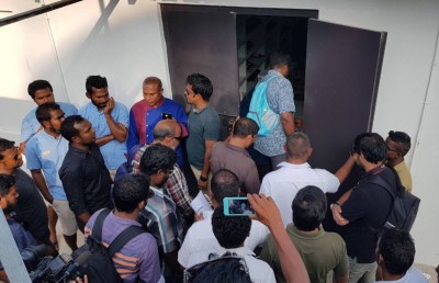 ފަން އައިލެންޑުން ގިނަ އަދަދެއްގެ ރާ ގެންގޮސްފި