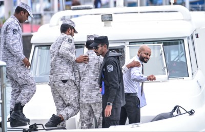 ފާރިސްގެ މައްސަލާގެ ޝަރީއަތުގެ ކުރީގެ ހުށަހެޅުންތަކަށް ގޮތެއް ނިންމުން މާދަމާ