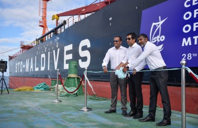 އެސްޓީއޯއިން 25،000 ޓަނުގެ ތެޔޮ ޓޭންކަރެއް ގެނެސް، ތެލުގެ ވިޔަފާރި ވަރުގަދަކޮށްފި