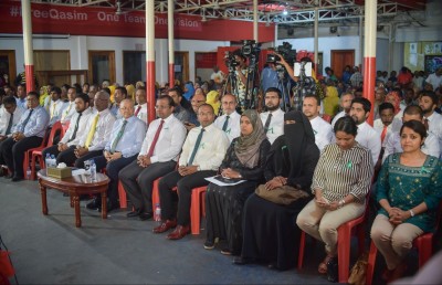 ރައީސް ޔާމީން ގެންދަނީ ގައުމު ލޫޓުވަމުން: ނަޝީދު
